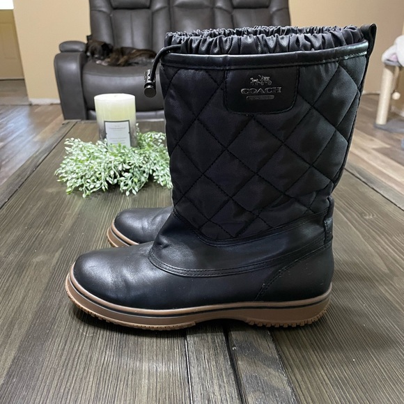 Coach Winter Boots - Picture 3 of 7
